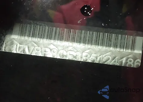 2011 Ford Mustang Gt Premium z USA, uszkodzony, nr VIN 1ZVBP8CF3B5124186